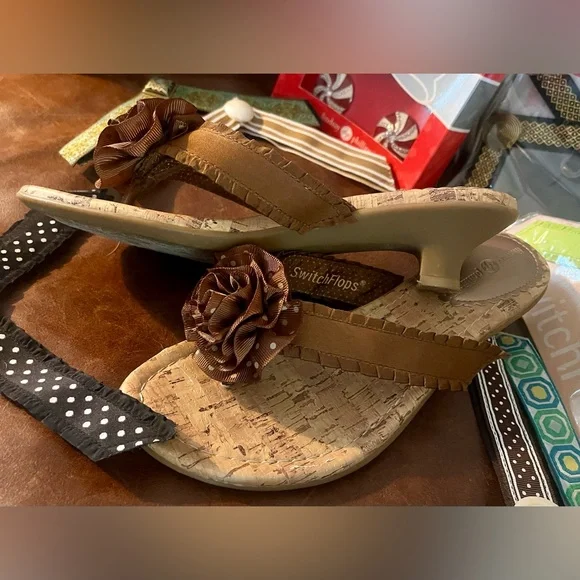 Lindsay Phillips Switch Flops Lot! Kitten Heels Sz 7 & 10 “outfits”! - Picture 4 of 5